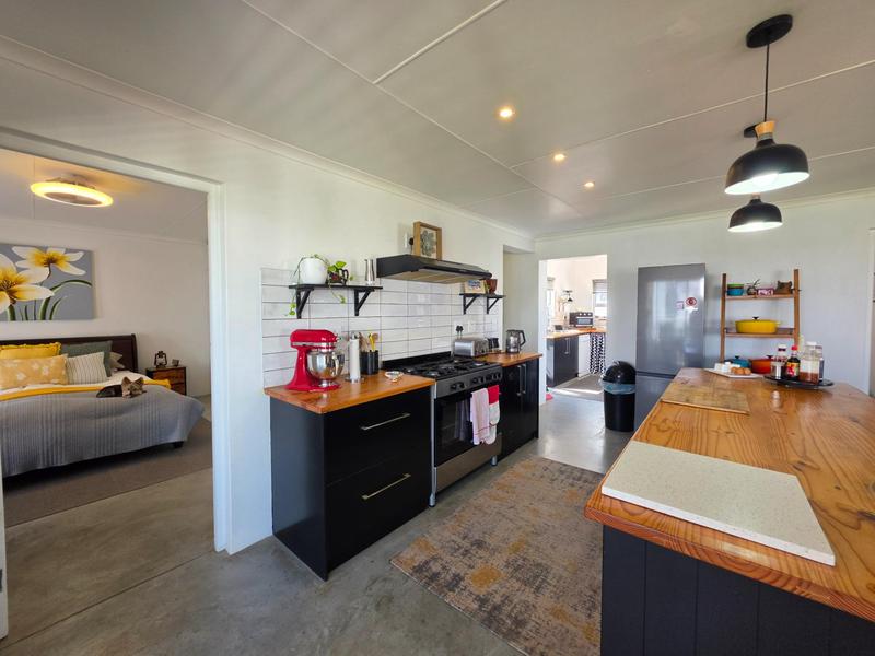 2 Bedroom Property for Sale in Lampiesbaai Western Cape